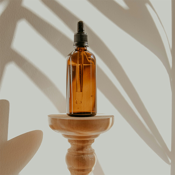 Massage Oil sq photo credit kadarius-seegars-0FHNXqyqgg4-unsplash